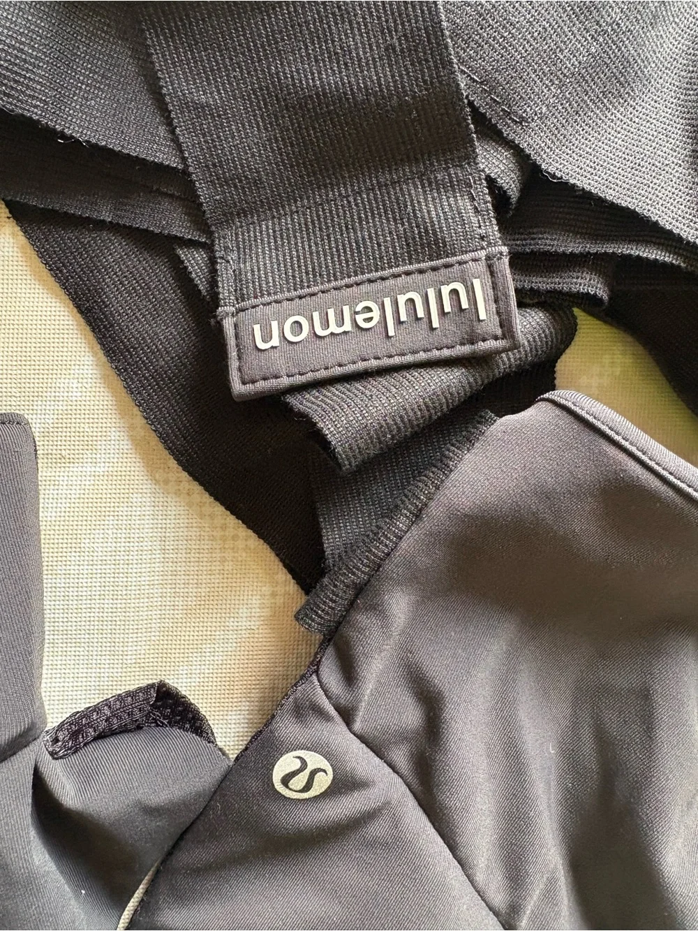 lululemon athletica Black Fingerless Workout Gloves
